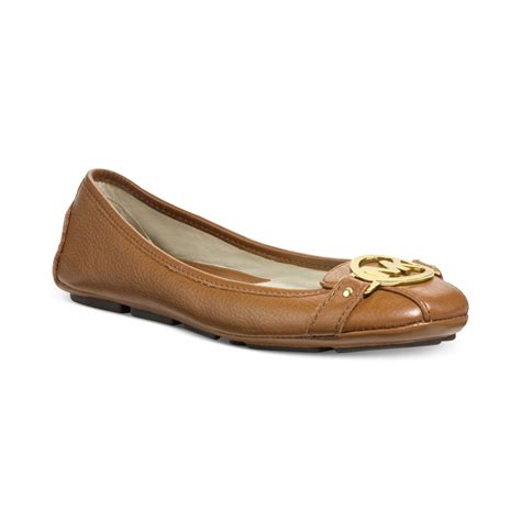 michael kors wide width shoes